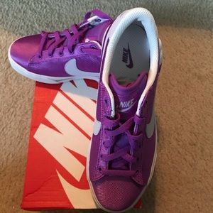Brand New Nike Women’s Sneakers